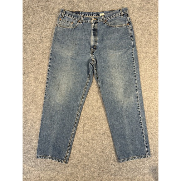 Vintage Levis Jeans Mens 36x28 550 Medium Wash Denim Made in USA 90s Batwing Y2K